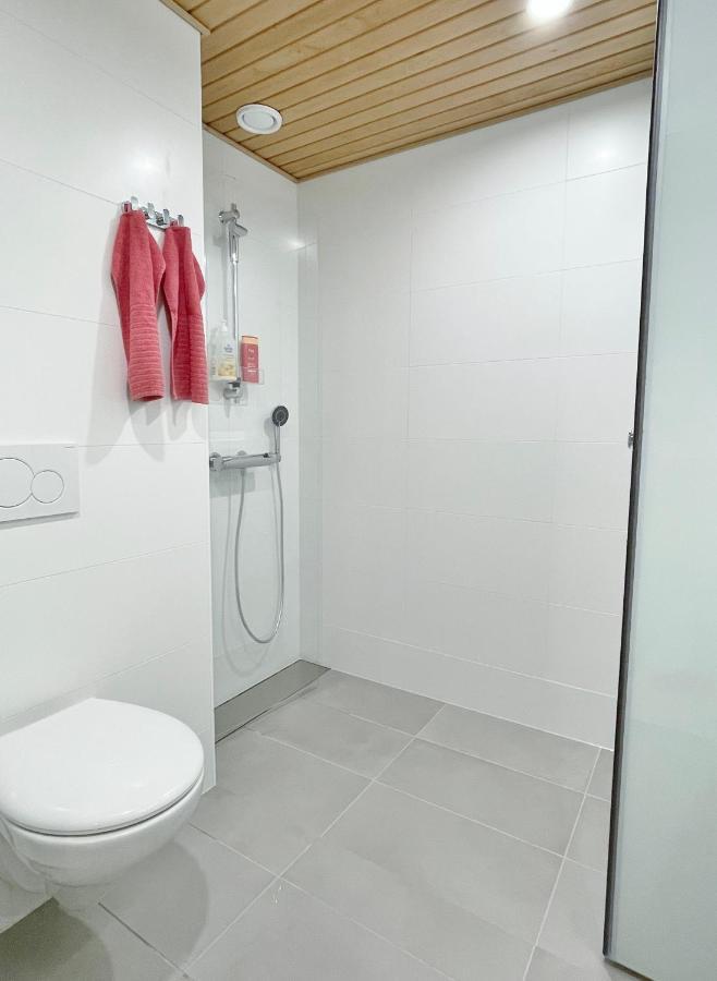 Haalia Homes Turku Paeaeskynpesae Екстер'єр фото